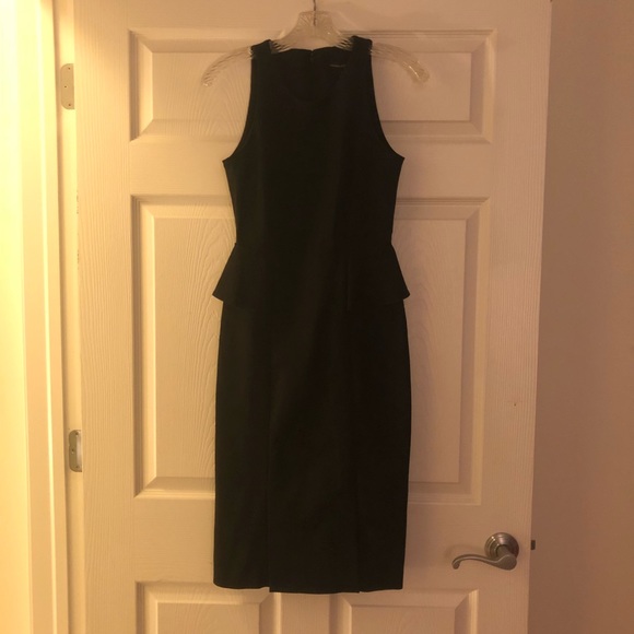 NWT! Banana Republic sleeveless black peplum dress - Picture 6 of 7